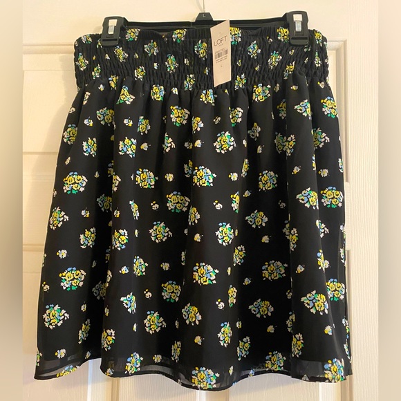 flowy skirt for spring ! - Picture 1 of 6